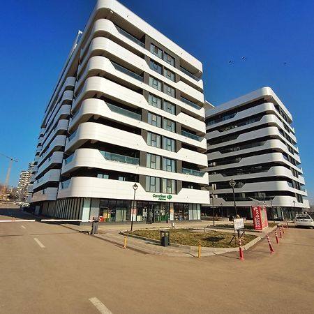 Super Apartments Near Airport With Shop & Free Parking Iasi Eksteriør billede