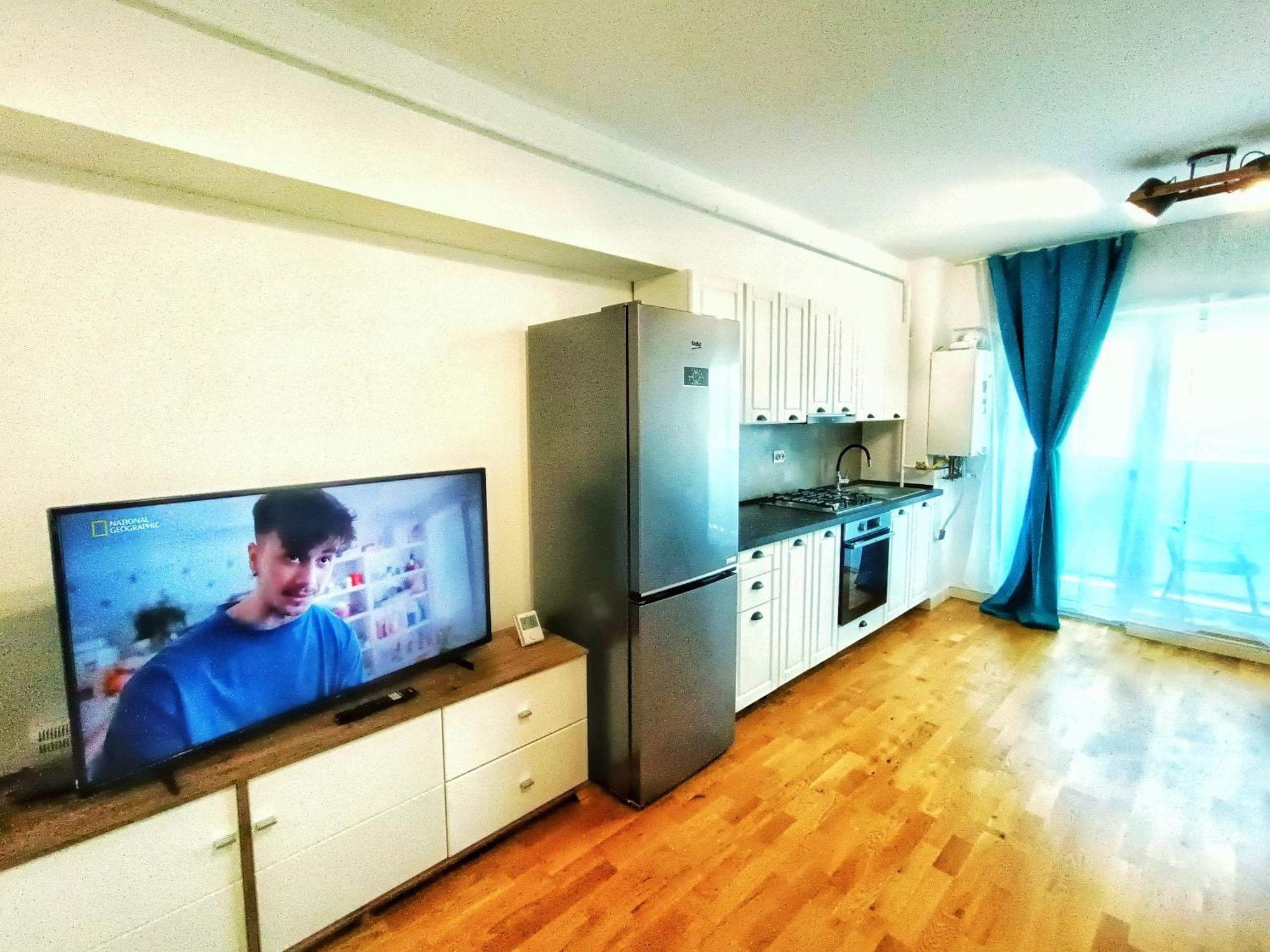 Super Apartments Near Airport With Shop & Free Parking Iasi Eksteriør billede