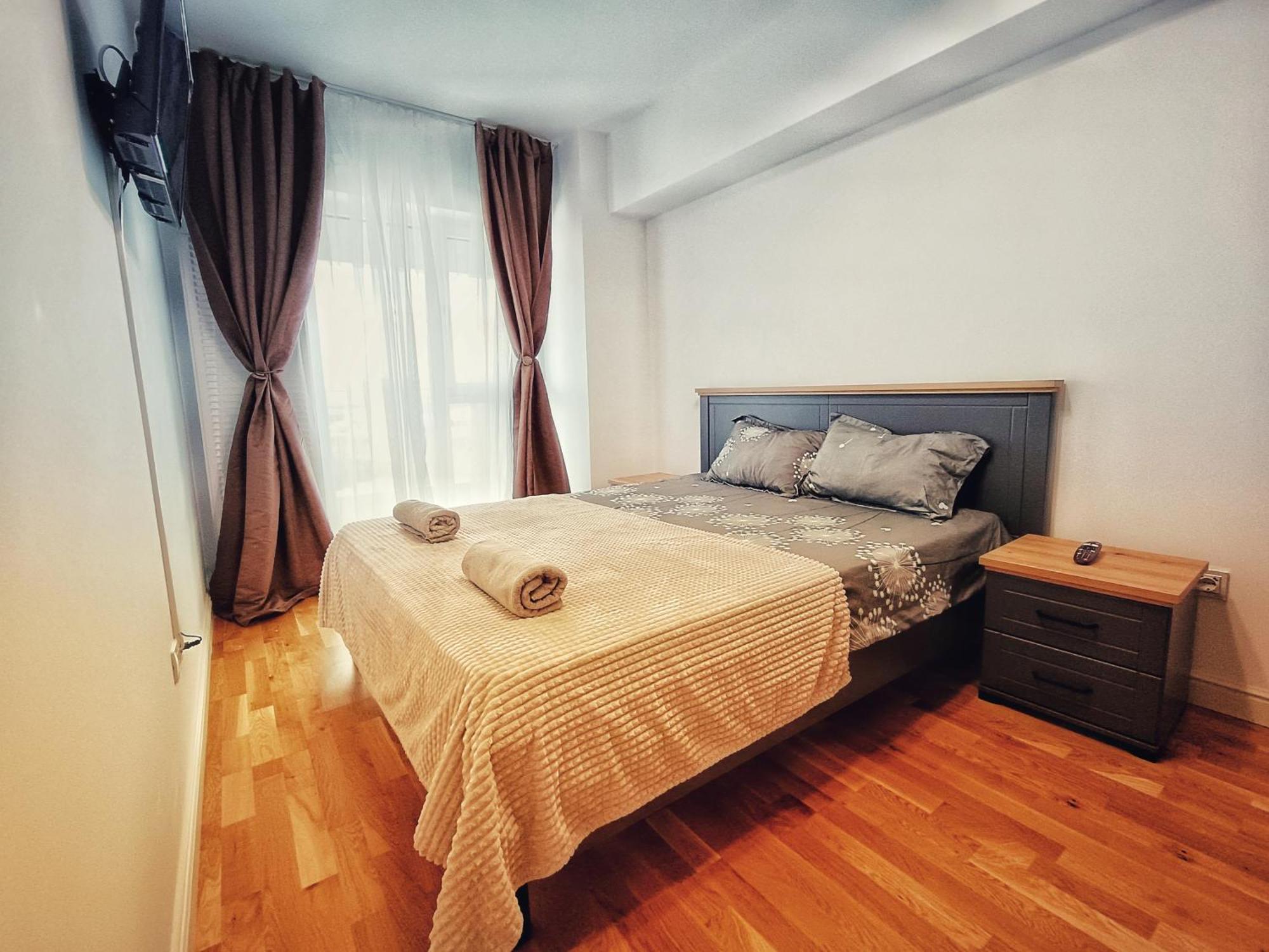 Super Apartments Near Airport With Shop & Free Parking Iasi Eksteriør billede