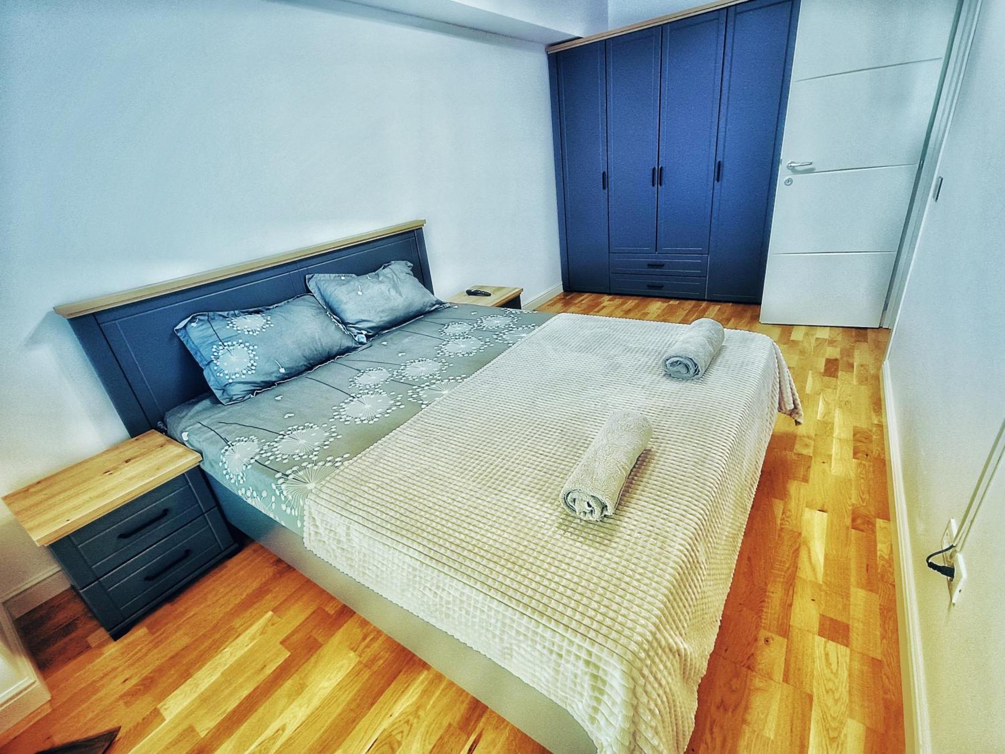 Super Apartments Near Airport With Shop & Free Parking Iasi Eksteriør billede